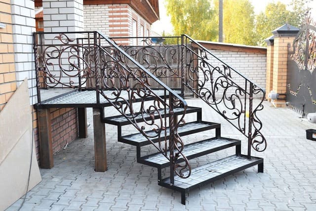 кованые и сварные перила Лыткарино